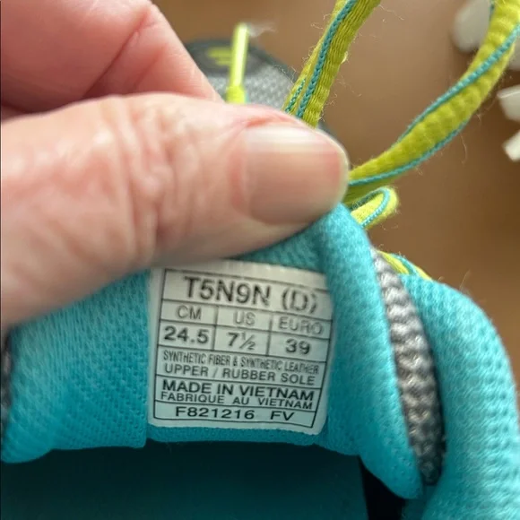 Asics Gel-Venture 5 Running Shoes Size 7.5 - Picture 9 of 11